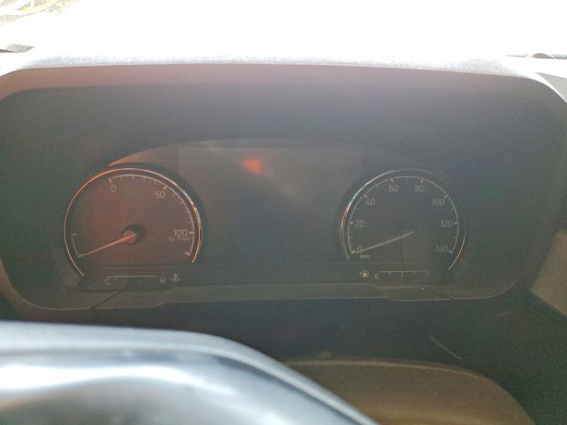 Photo 9 from auction – 2022 FORD MAVERICK with VIN 3FTTW8E38NRA74335