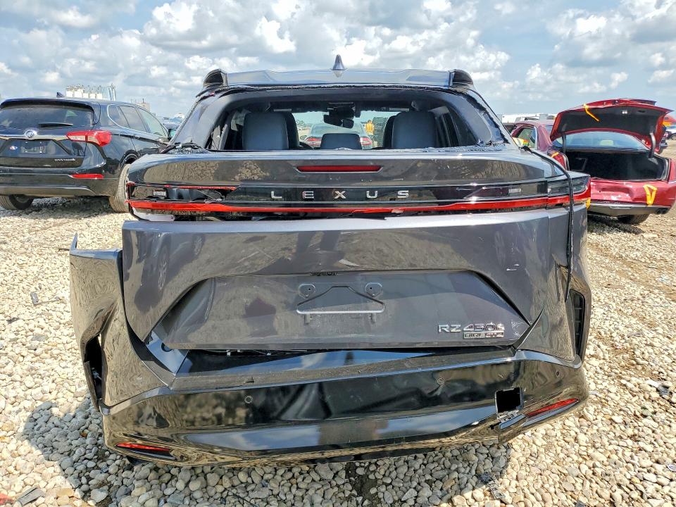 Zdjęcie 6 z aukcji – 2026 LEXUS RZ 450E z VIN JTJBCACB4TA000534