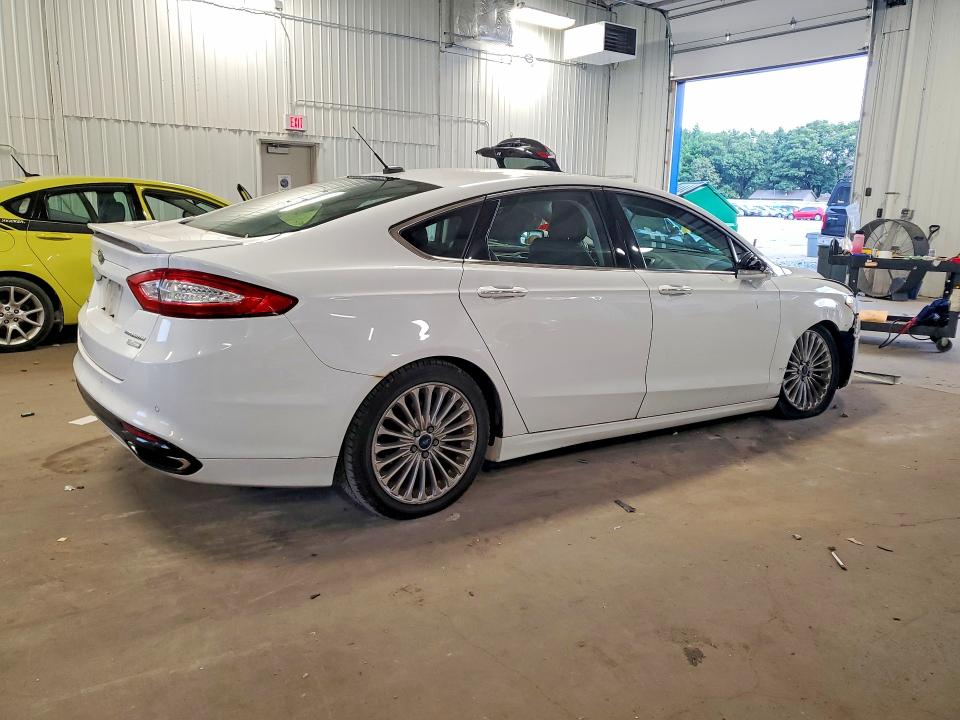 Photo 3 from auction – 2015 FORD FUSION with VIN 3FA6P0K91FR115822
