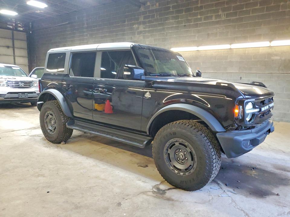 Zdjęcie 4 z aukcji – 2025 FORD BRONCO z VIN 1FMEE8BH4SLB43359