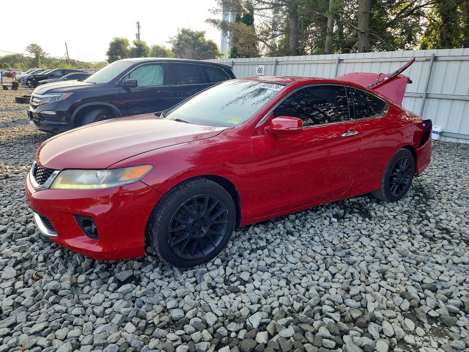 Снимка 1 от търг – 2015 HONDA ACCORD с VIN 1HGCT2A87FA004068
