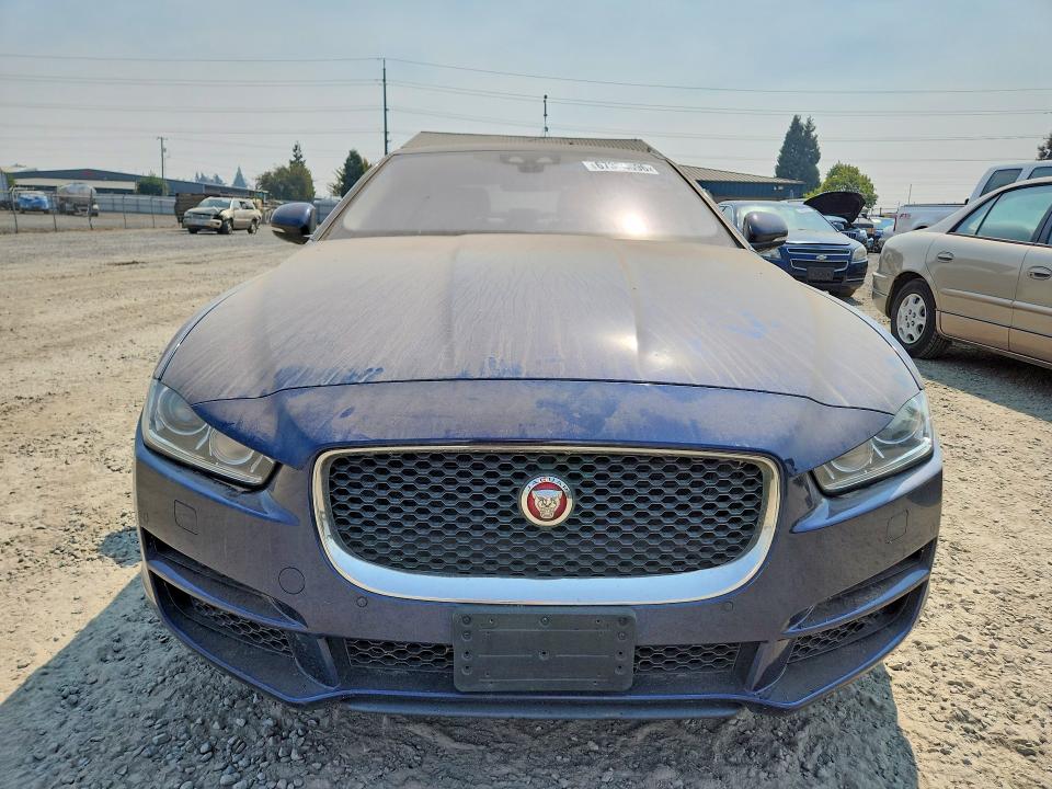 Photo 5 from auction – 2017 JAGUAR XE with VIN SAJAK4BV8HA973648