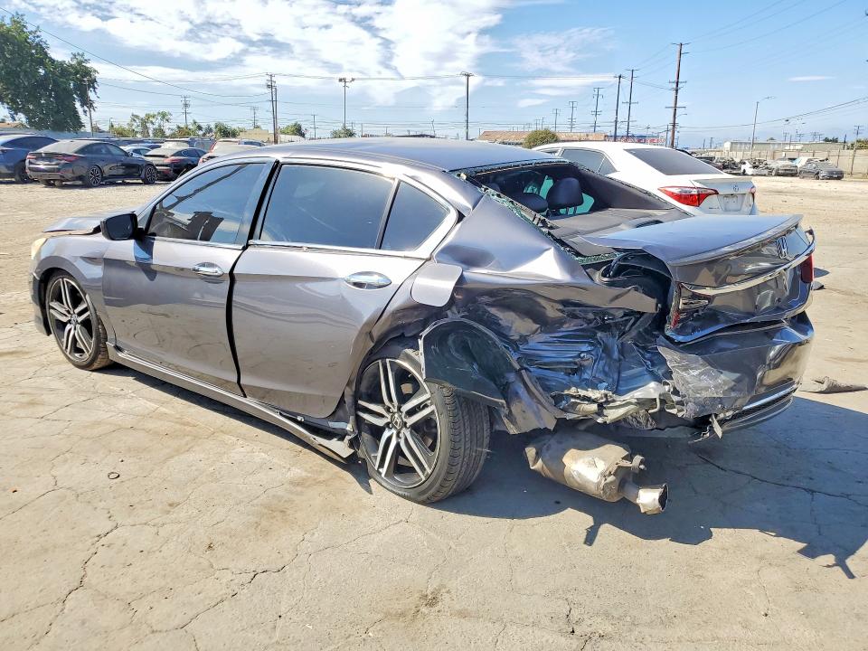 Photo 2 from auction – 2016 HONDA ACCORD with VIN 1HGCR2F53GA206422