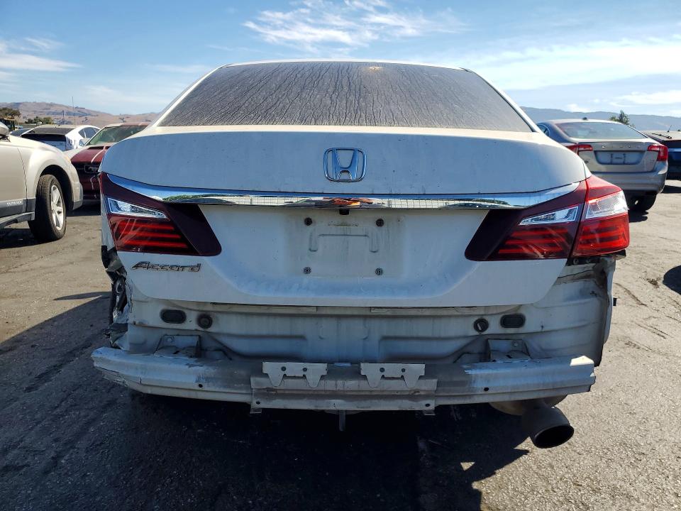 Photo 6 from auction – 2017 HONDA ACCORD with VIN 1HGCR2F33HA234740