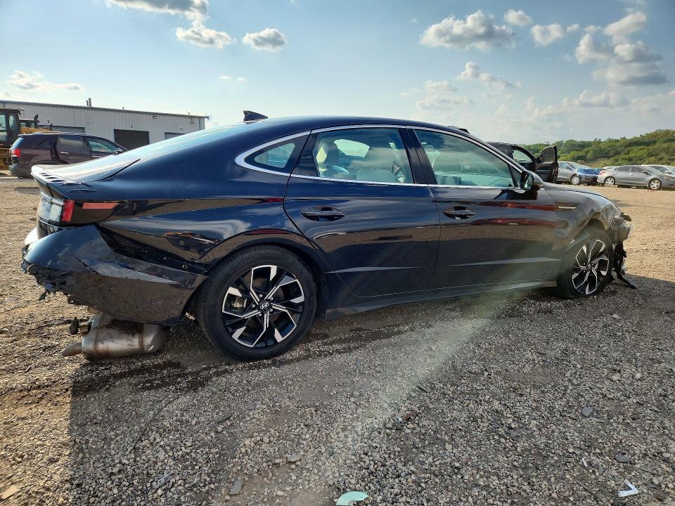 Photo 3 from auction – 2025 HYUNDAI SONATA with VIN KMHL64JAXSA496539