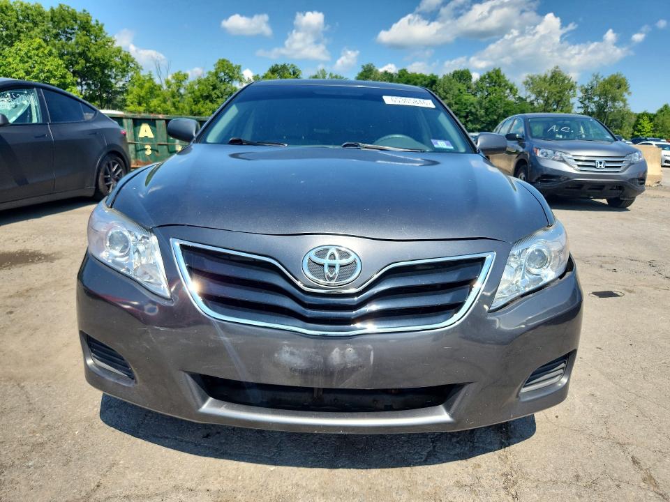 Photo 5 from auction – 2011 TOYOTA CAMRY with VIN 4T1BF3EK8BU196859