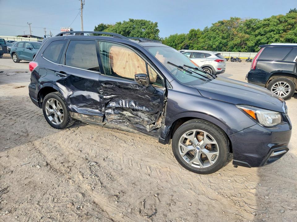 Photo 4 from auction – 2017 SUBARU FORESTER with VIN JF2SJATC3HH486917