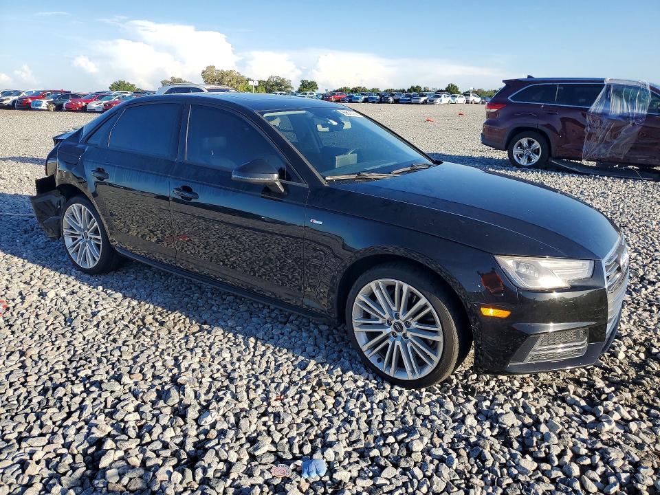 Снимка 4 от търг – 2017 AUDI A4 с VIN WAUDNAF42HN039221