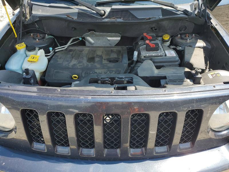 Photo 12 from auction – 2015 JEEP PATRIOT with VIN 1C4NJRCB1FD248506