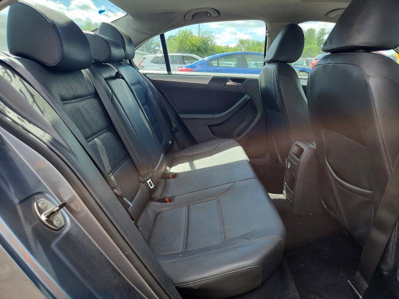 Photo 10 from auction – 2011 VOLKSWAGEN JETTA with VIN 3VWLL7AJ8BM127662