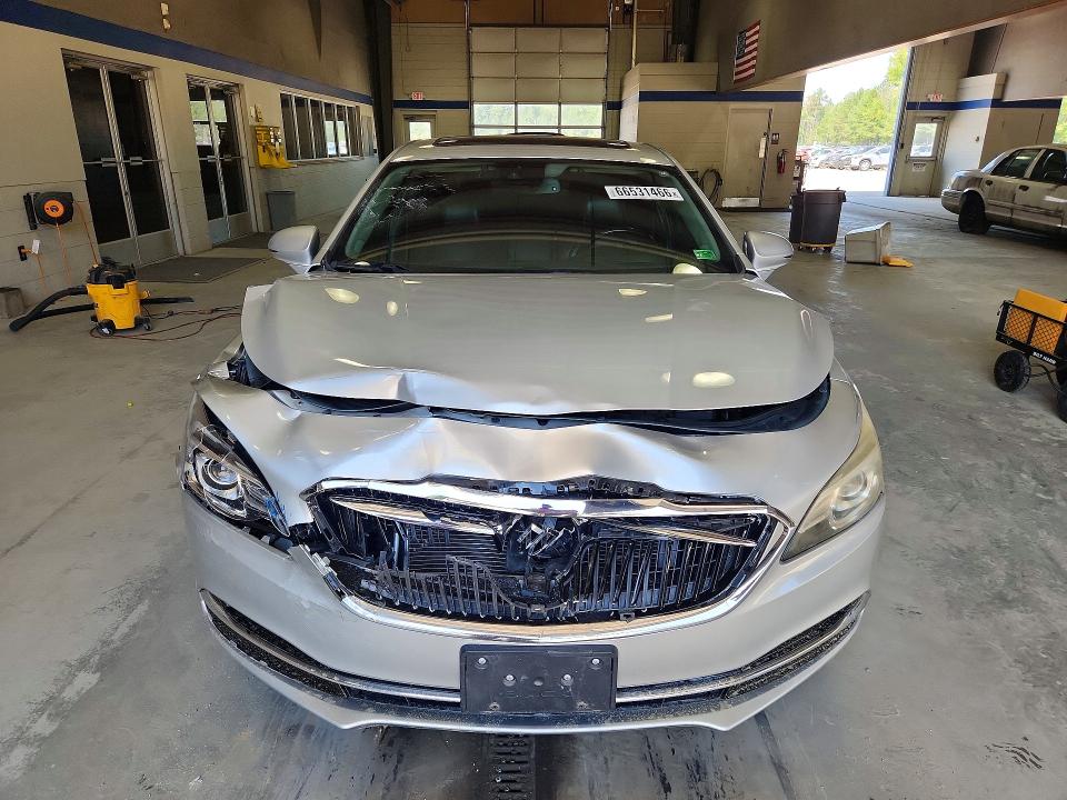 Photo 5 from auction – 2018 BUICK LACROSSE with VIN 1G4ZR5SS4JU126196