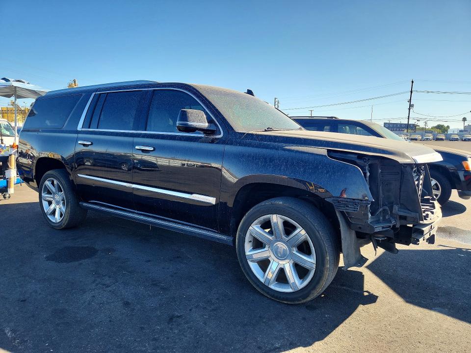 Photo 4 from auction – 2019 CADILLAC ESCALADE with VIN 1GYS3JKJ5KR147208