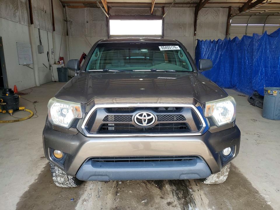Photo 5 from auction – 2014 TOYOTA TACOMA with VIN 5TFUU4EN1EX105047