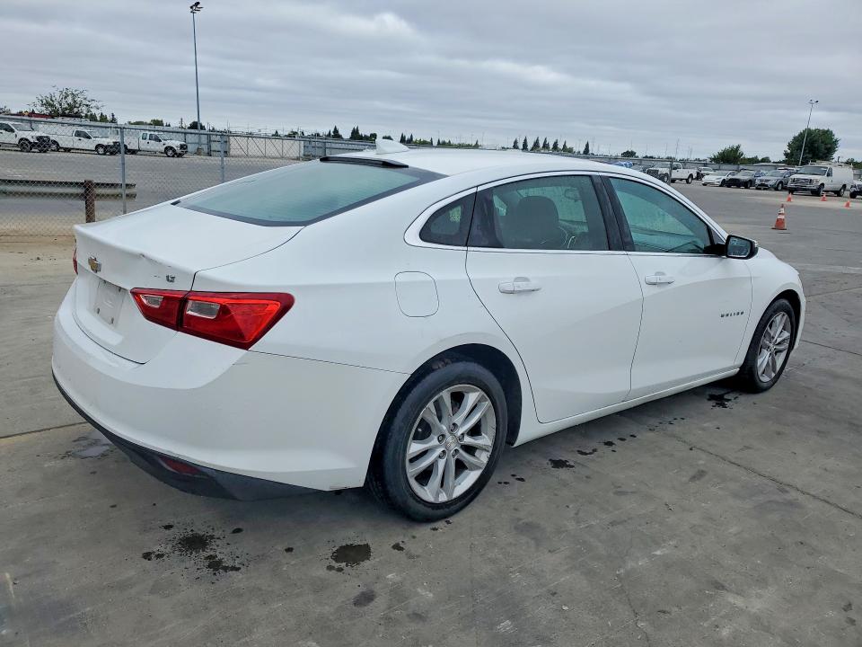 Photo 3 from auction – 2016 CHEVROLET MALIBU with VIN 1G1ZE5ST8GF306246