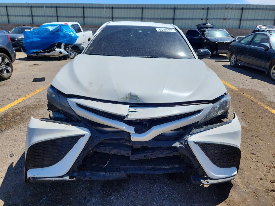 Снимка 5 от търг – 2023 TOYOTA CAMRY с VIN 4T1G11AK6PU761342