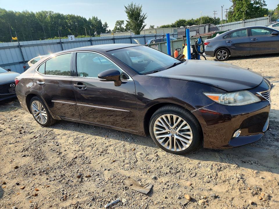صورة رقم 4 من المزاد - 2013 LEXUS ES مع VIN JTHBK1GG7D2042007