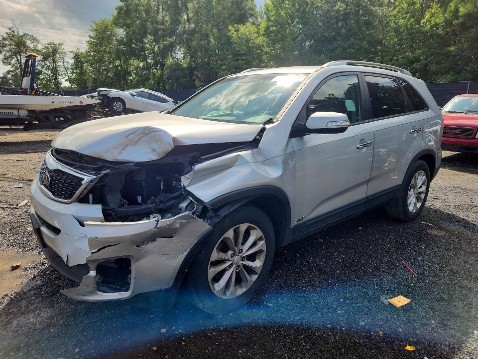 Photo 1 from auction – 2015 KIA SORENTO with VIN 5XYKUDA77FG624087