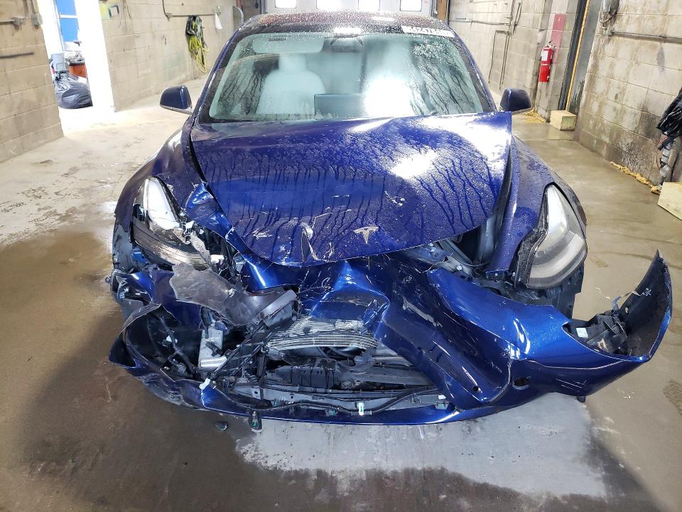 Foto 5 de la subasta – 2018 TESLA MODEL 3 con VIN 5YJ3E1EB0JF096522