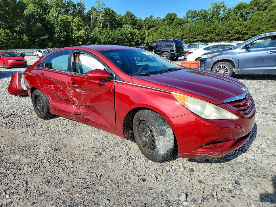 Photo 4 from auction – 2012 HYUNDAI SONATA with VIN 5NPEB4AC3CH456582