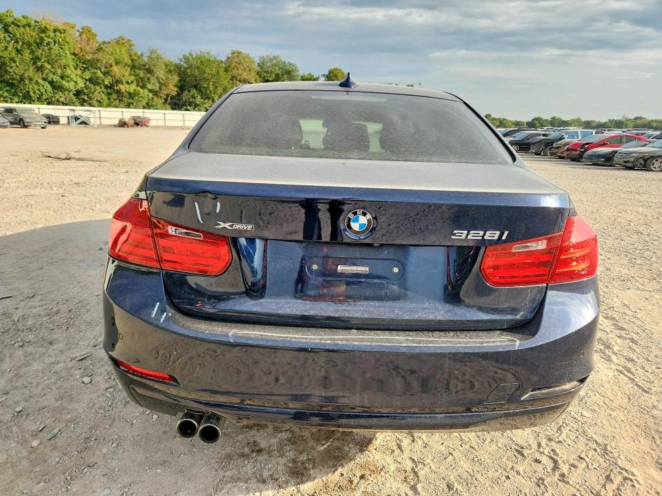 Photo 6 from auction – 2015 BMW 328 with VIN WBA3B5G56FNS18667
