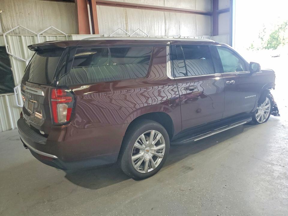 Photo 3 from auction – 2023 CHEVROLET SUBURBAN with VIN 1GNSKGKT2PR316922