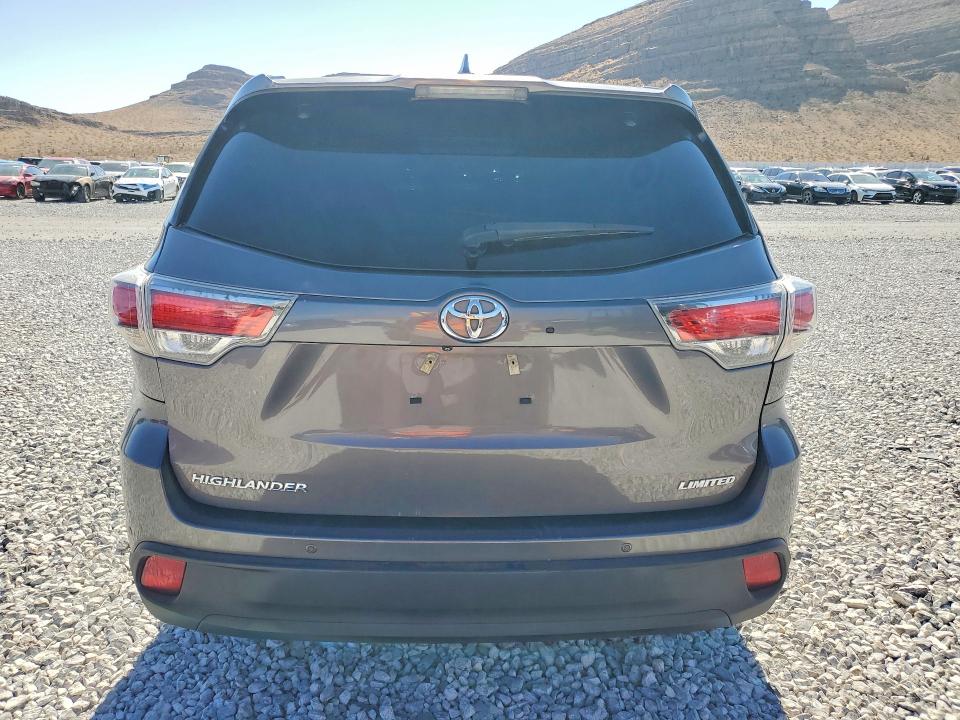 Photo 6 from auction – 2016 TOYOTA HIGHLANDER with VIN 5TDYKRFHXGS178620
