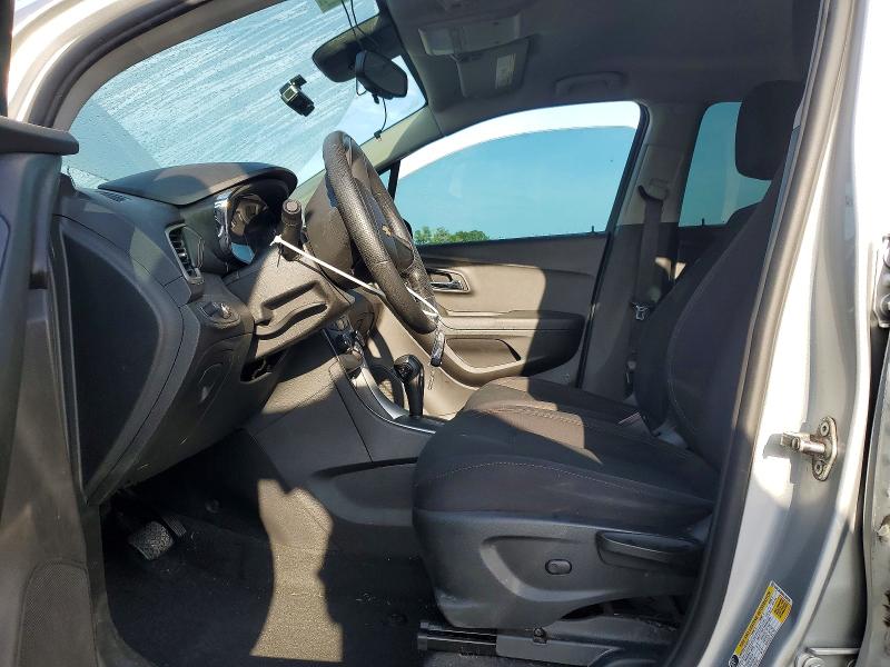 Photo 7 from auction – 2017 CHEVROLET TRAX with VIN 3GNCJKSB9HL209120
