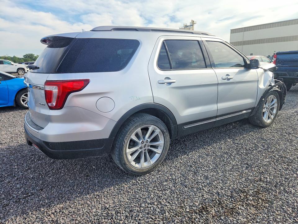 Снимка 3 от търг – 2018 FORD EXPLORER с VIN 1FM5K8D80JGA31087