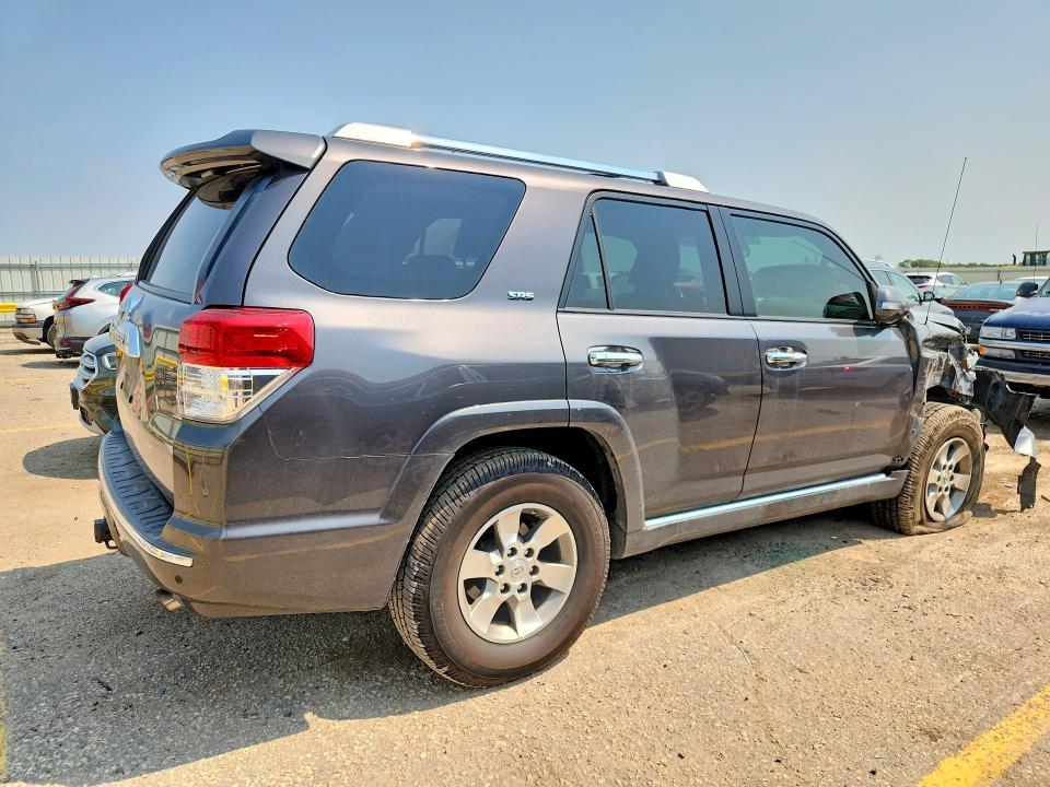 Photo 3 from auction – 2013 TOYOTA 4RUNNER with VIN JTEBU5JR8D5117207