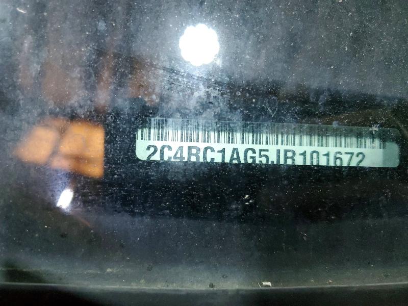 Photo 14 from auction – 2018 CHRYSLER PACIFICA with VIN 2C4RC1AG5JR101672