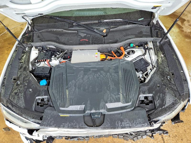 Photo 12 from auction – 2021 AUDI E-TRON with VIN WA1AAAGE1MB022991
