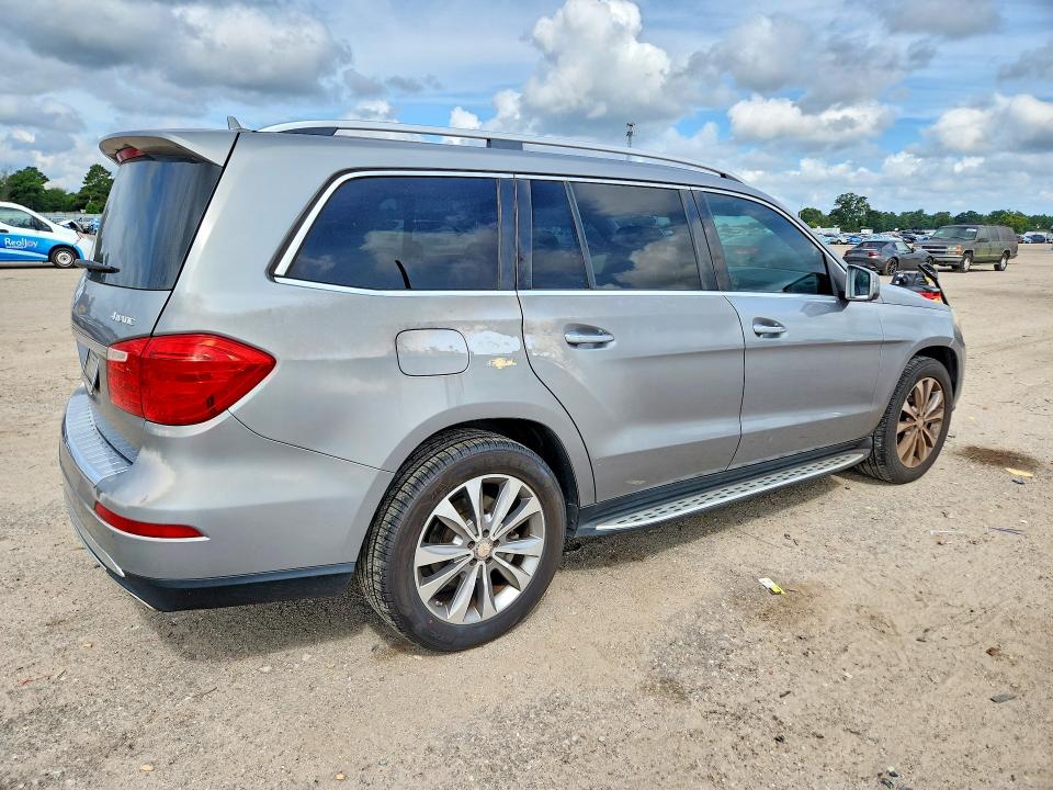 Photo 3 from auction – 2014 MERCEDES-BENZ GL with VIN 4JGDF7CE8EA354734