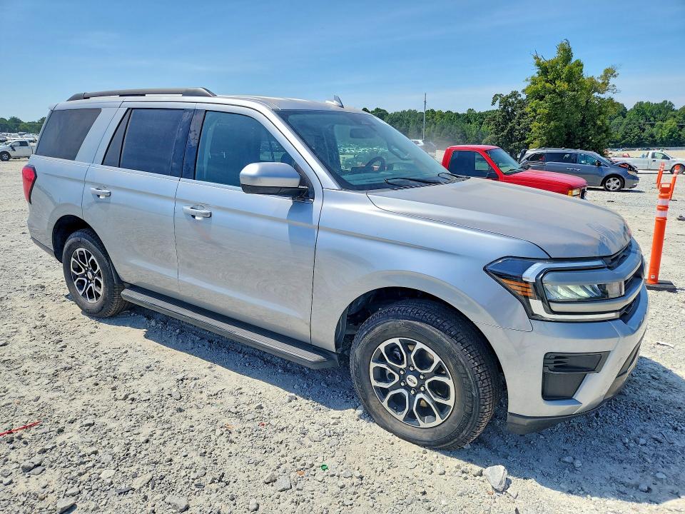 Photo 4 from auction – 2024 FORD EXPEDITION with VIN 1FMJU1H82REA17970
