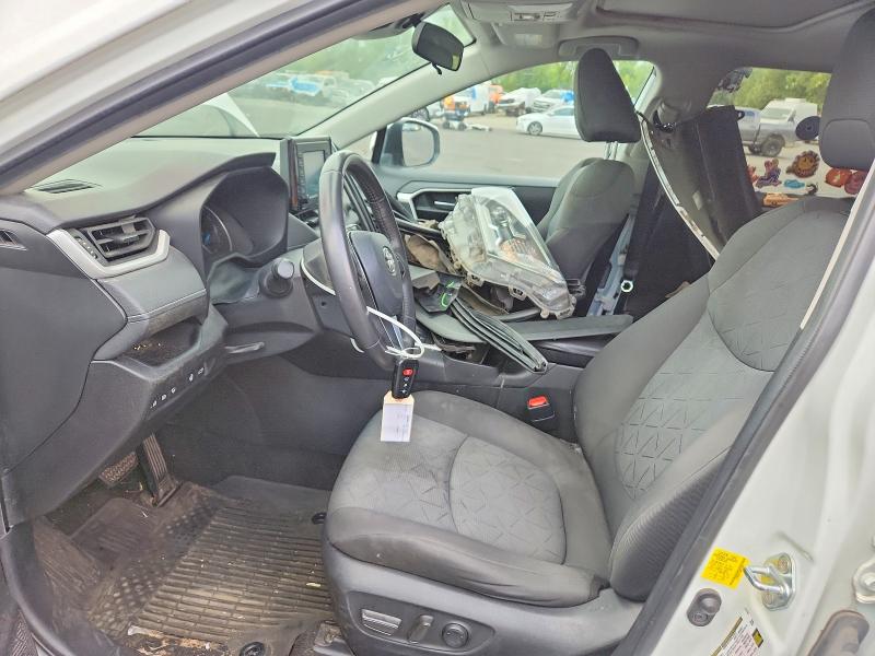 Photo 7 from auction – 2021 TOYOTA RAV4 with VIN 2T3RWRFV3MW113648