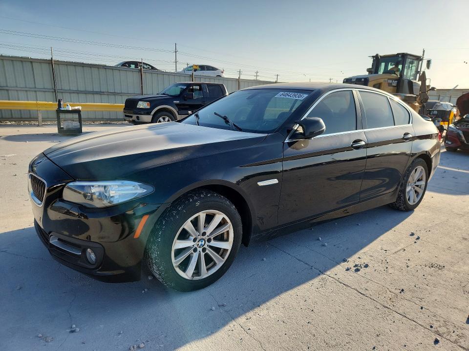 BMW 528 2016 with VIN WBA5A5C53GG351538 - Photo from auction