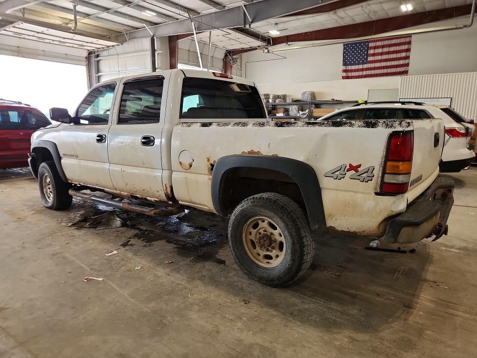 Photo 2 from auction – 2005 GMC SIERRA with VIN 1GTHK23U05F847676