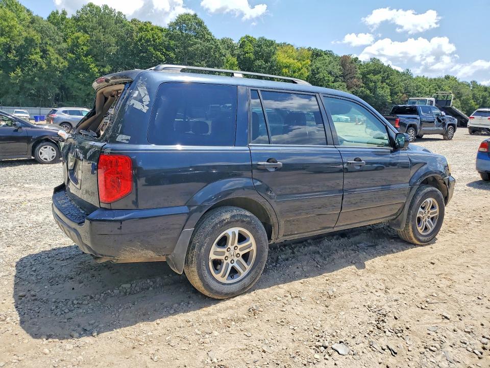 Photo 3 from auction – 2004 HONDA PILOT with VIN 2HKYF18504H545213