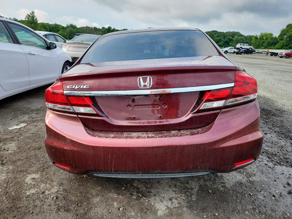 Photo 6 from auction – 2015 HONDA CIVIC with VIN 2HGFB2F55FH528867