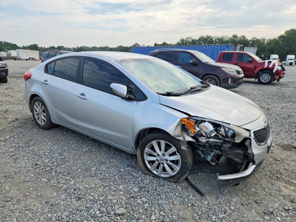 Photo 4 from auction – 2015 KIA FORTE with VIN KNAFX4A67F5272165