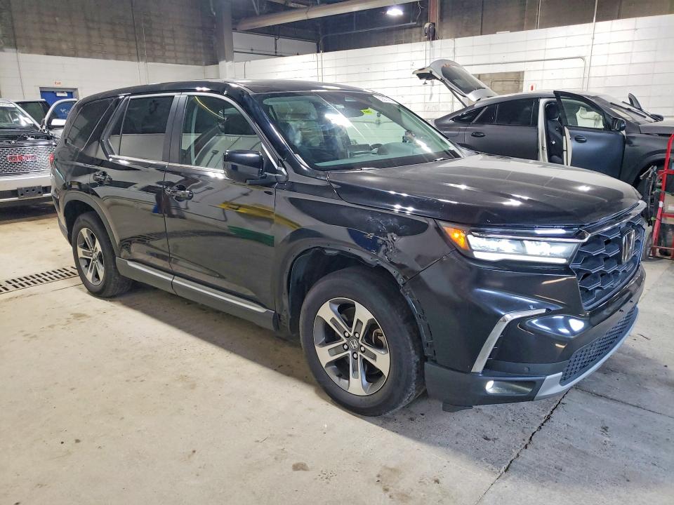 Photo 4 from auction – 2025 HONDA PILOT with VIN 5FNYG1H48SB043470