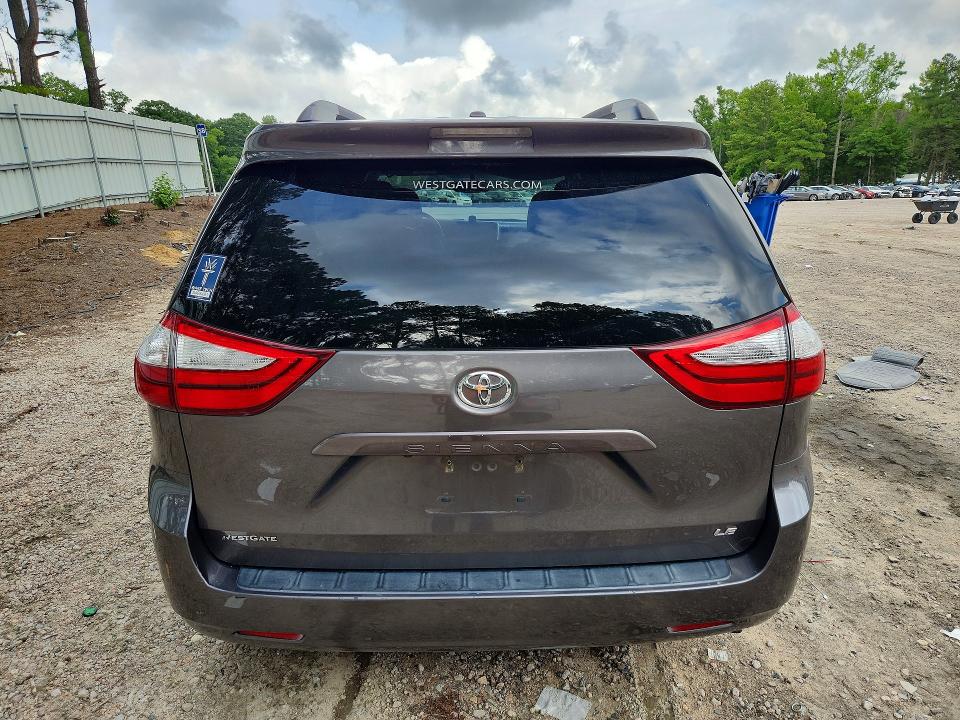 Photo 6 from auction – 2017 TOYOTA SIENNA with VIN 5TDKZ3DC8HS853565