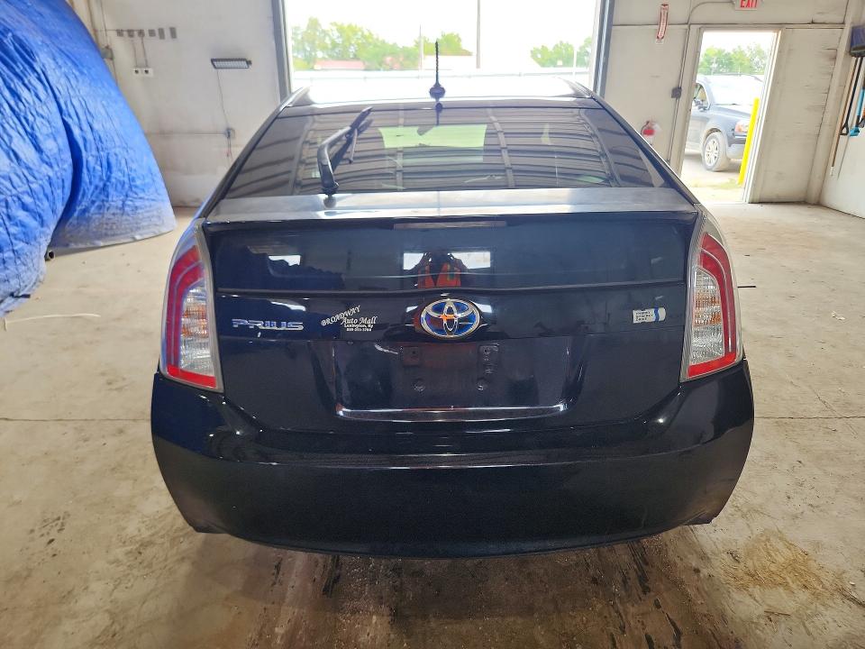 Снимка 6 от търг – 2012 TOYOTA PRIUS с VIN JTDKN3DU1C1482260