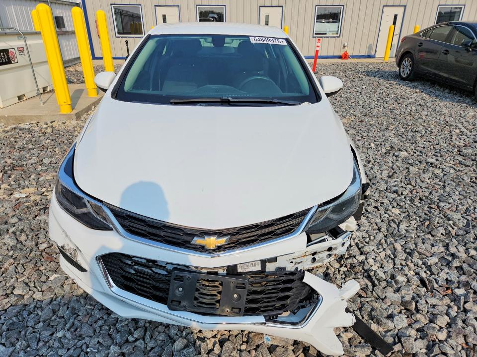 Photo 5 from auction – 2018 CHEVROLET CRUZE with VIN 1G1BE5SM1J7196751