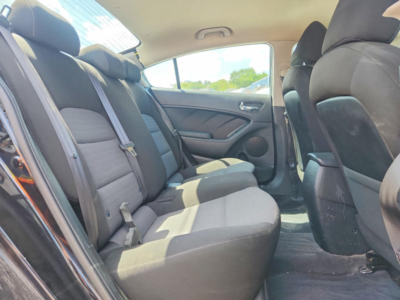 Фото 10 с аукциона – 2018 KIA FORTE с VIN 3KPFL4A7XJE246714