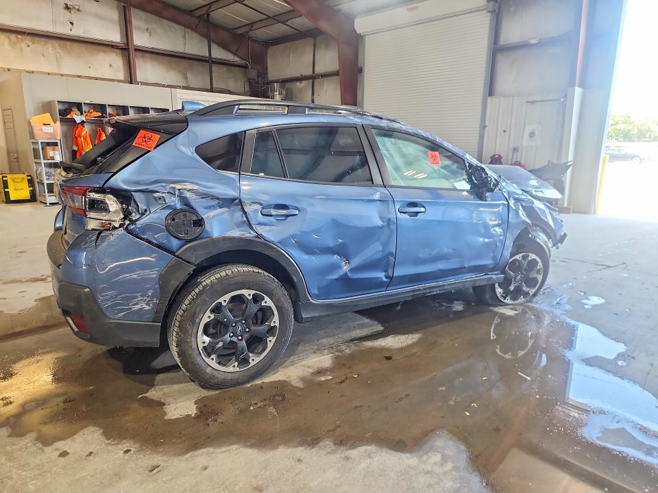 Photo 3 from auction – 2022 SUBARU CROSSTREK with VIN JF2GTAEC0NH226967