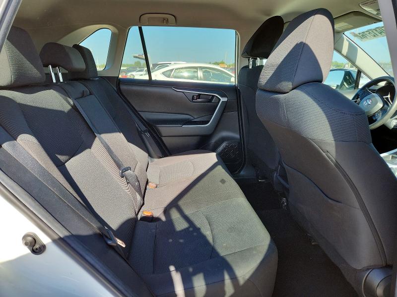 Photo 11 from auction – 2021 TOYOTA RAV4 with VIN 2T3H1RFV0MC099090