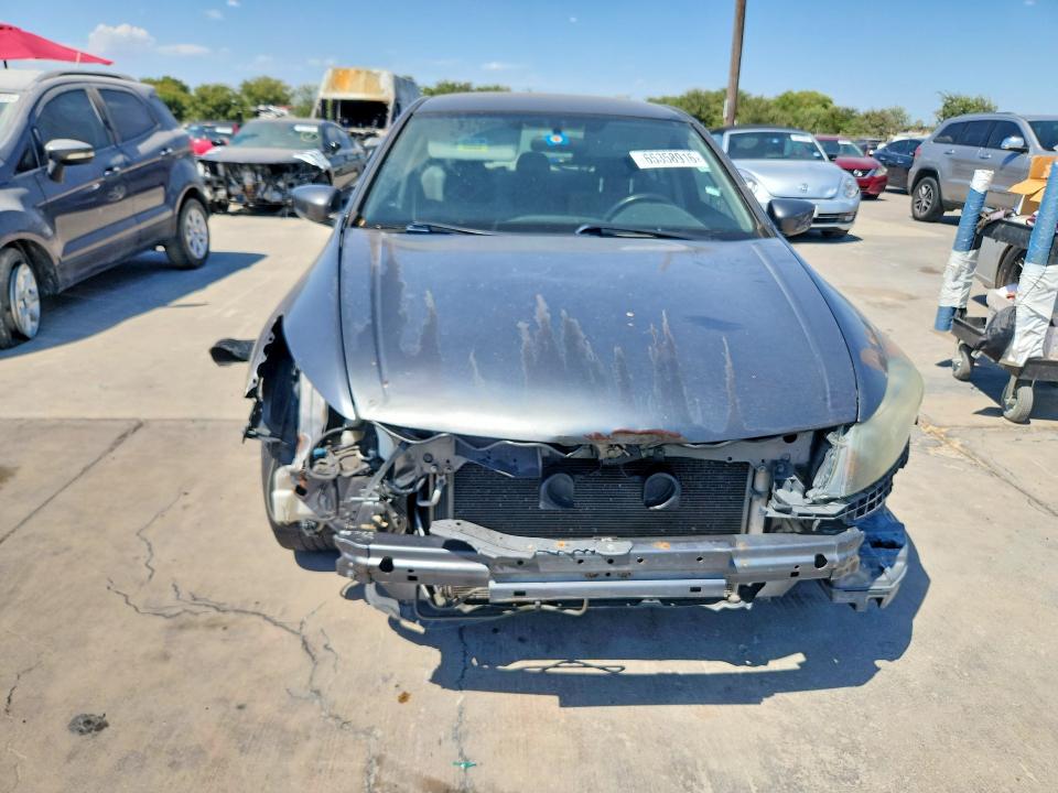 Photo 5 from auction – 2012 HONDA ACCORD with VIN 1HGCP2F32CA134062