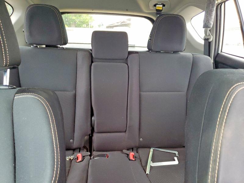 Фото 10 с аукциона – 2015 TOYOTA RAV4 с VIN 2T3RFREV2FW265425