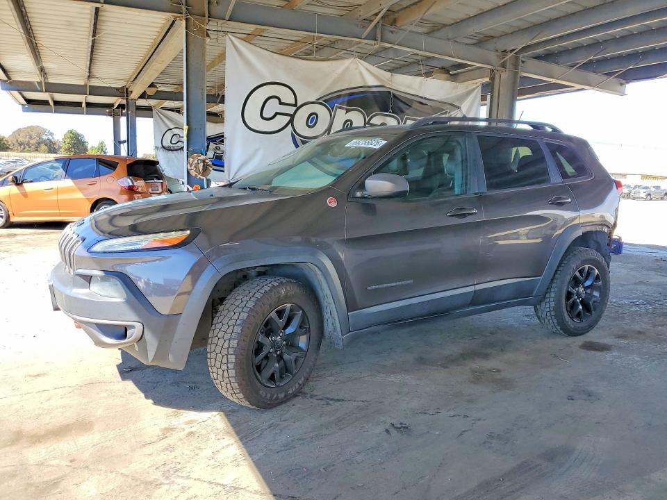 Zdjęcie 1 z aukcji – 2014 JEEP CHEROKEE z VIN 1C4PJMBSXEW240288