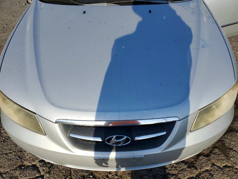 Photo 11 from auction – 2008 HYUNDAI SONATA with VIN 5NPEU46C98H335436